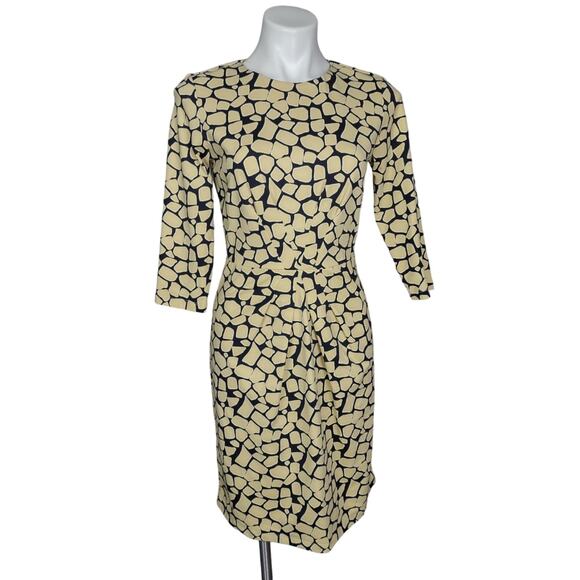 J. McLaughlin Dresses & Skirts - J. McLaughlin Tan and Black Brea Catalina Cloth Dress Size Small